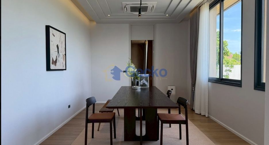 For rent 4 bedrooms house in East Pattaya, Pattaya