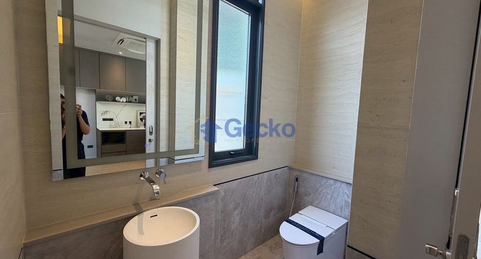 For rent 4 bedrooms house in East Pattaya, Pattaya