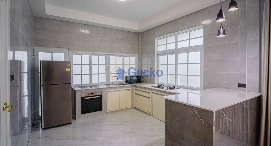 Haus zur Miete mit 4 Zimmer in Jomtien, Pattaya