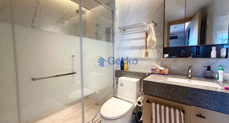 For rent 1 bed condo in Pratumnak, Pattaya