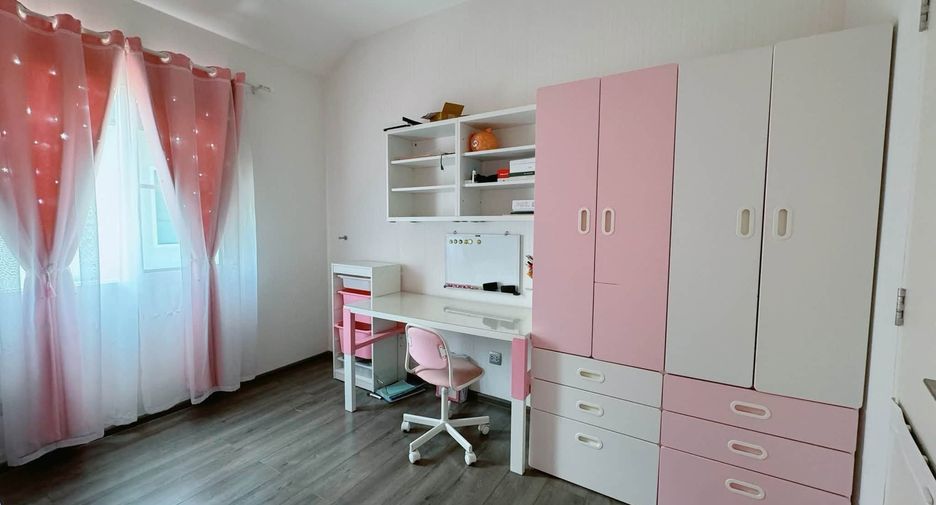 For sale 4 bedrooms house in Bang Phli, Samut Prakan