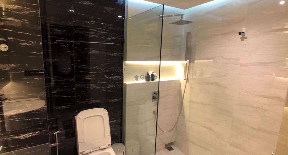For rent 3 bedrooms condo 