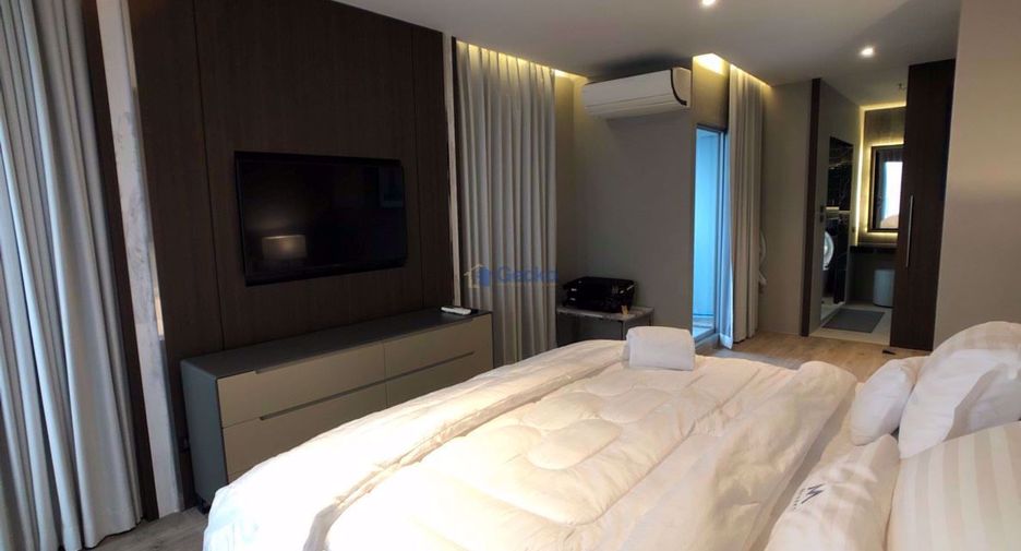 For rent 3 bedrooms condo 