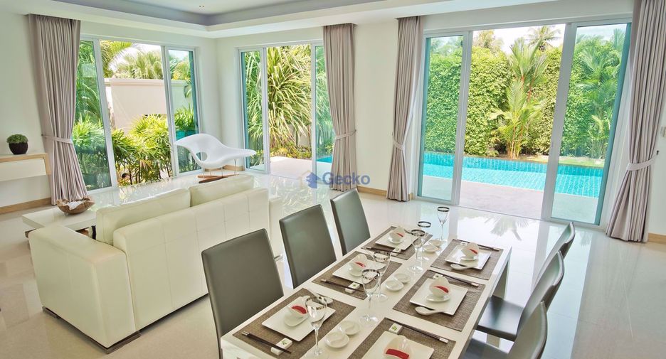 Casa en alquiler de 3 habitaciones en East Pattaya, Pattaya