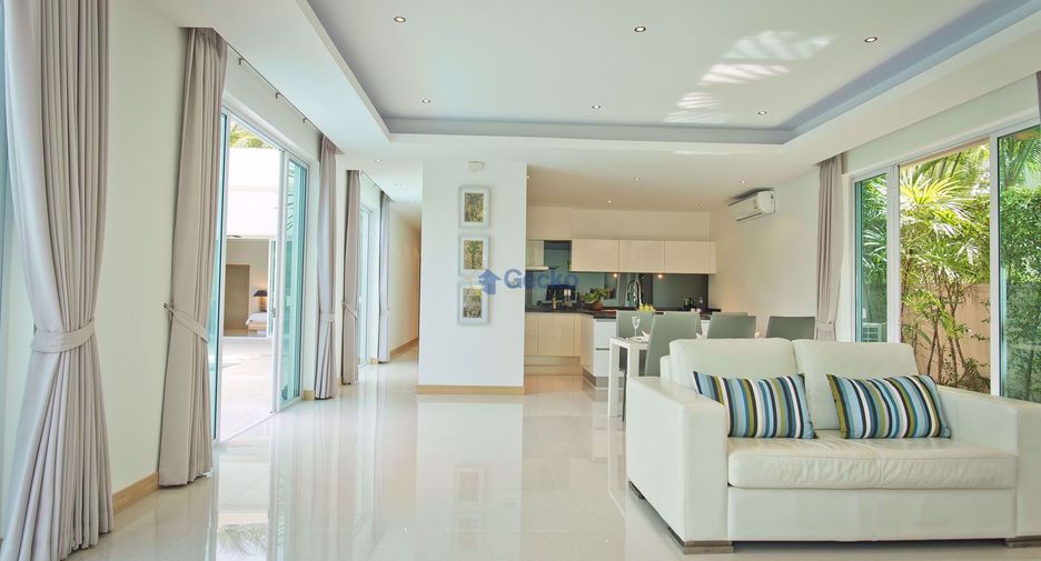 Casa en alquiler de 3 habitaciones en East Pattaya, Pattaya