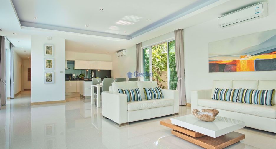 Casa en alquiler de 3 habitaciones en East Pattaya, Pattaya