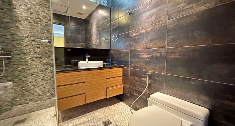 Condo en alquiler de 3 habitaciones en Sattahip, Chonburi