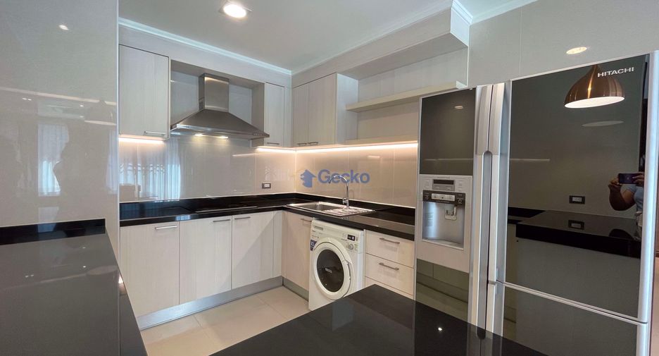 For rent 2 bedrooms condo in Central Pattaya, Pattaya