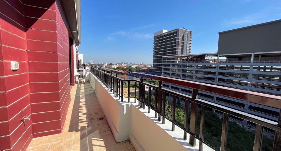 For rent 2 bedrooms condo in Central Pattaya, Pattaya