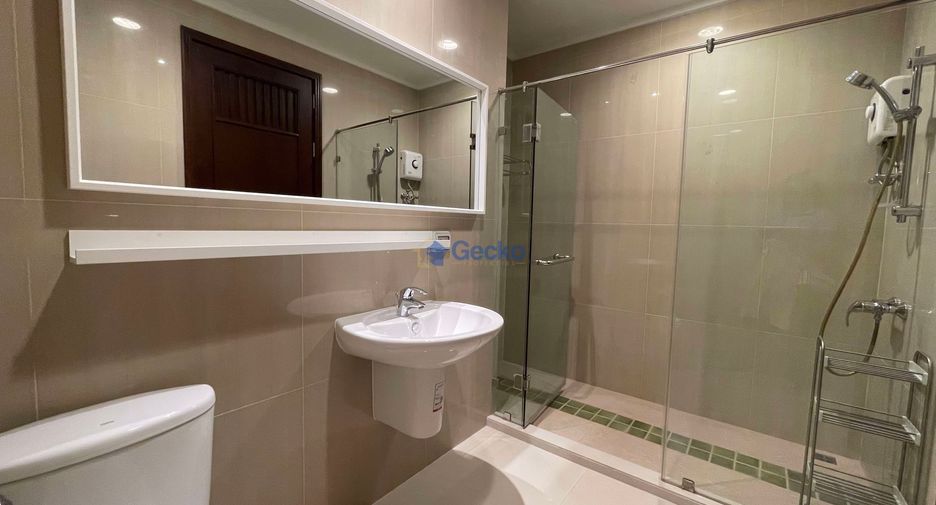 For rent 2 bedrooms condo in Central Pattaya, Pattaya