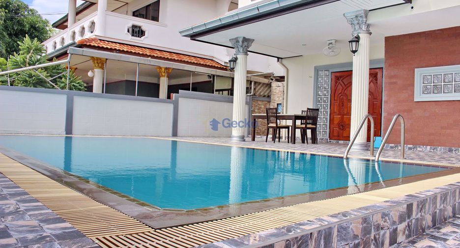 Casa en alquiler de 4 habitaciones en East Pattaya, Pattaya
