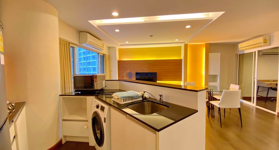 For rent 2 bedrooms condo in North Pattaya, Pattaya