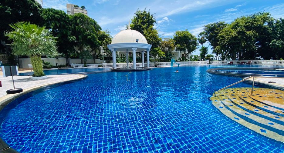 For rent 2 bedrooms condo in North Pattaya, Pattaya
