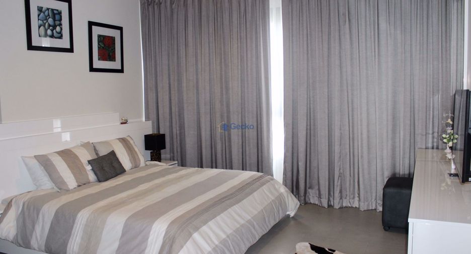 For rent 2 bedrooms condo in North Pattaya, Pattaya
