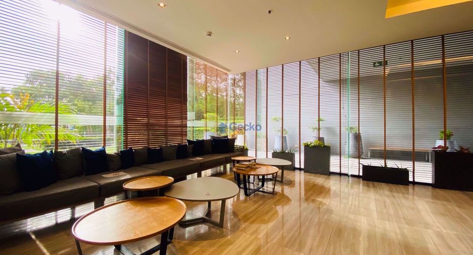 For rent 2 bedrooms condo in North Pattaya, Pattaya