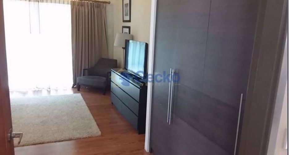 For rent 3 bedrooms house in East Pattaya, Pattaya