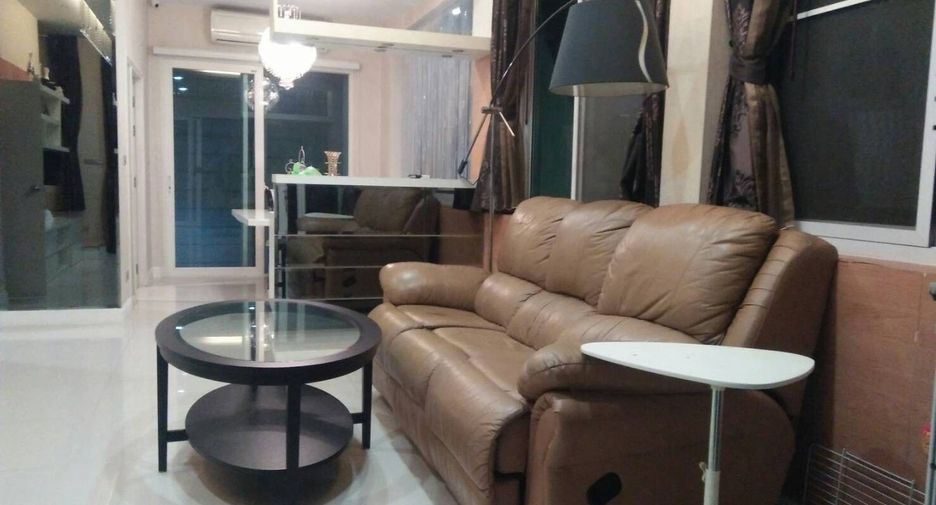 For sale 3 bedrooms townhouse in Wang Thonglang, Bangkok