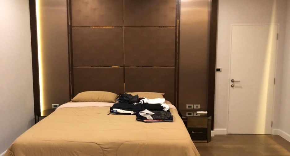 Haus zum Kauf mit 5 Zimmer in Sai Mai, Bangkok