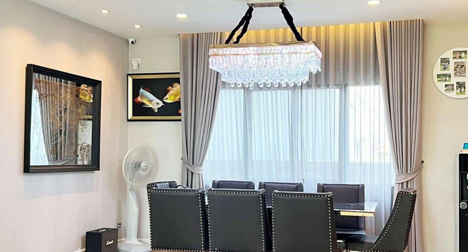 Haus zum Kauf mit 5 Zimmer in Sai Mai, Bangkok