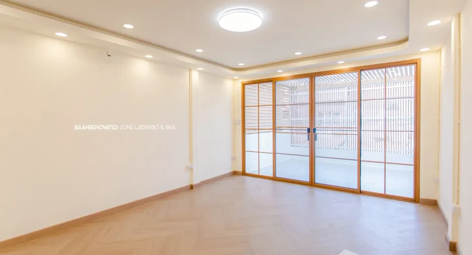 For sale 2 bedrooms house in Lat Phrao, Bangkok