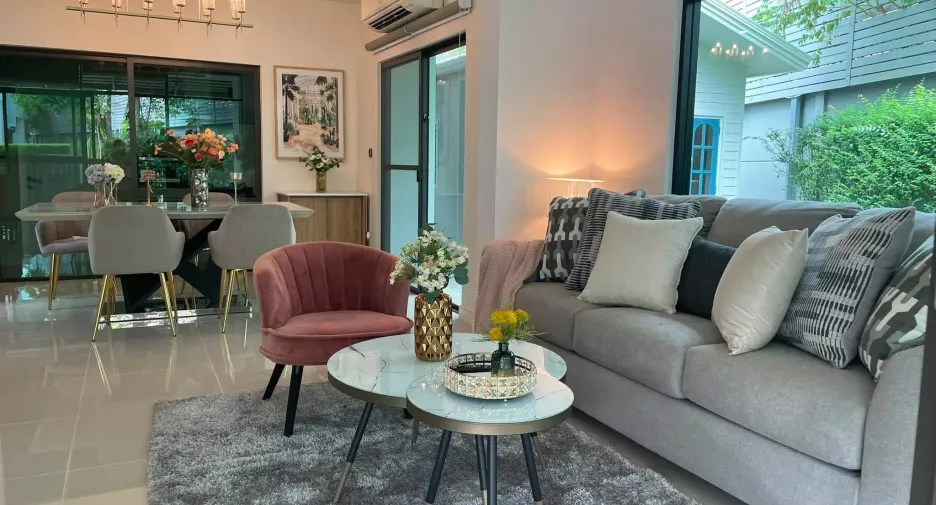 For rent 4 ベッドルーム house in Bang Kapi, Bangkok