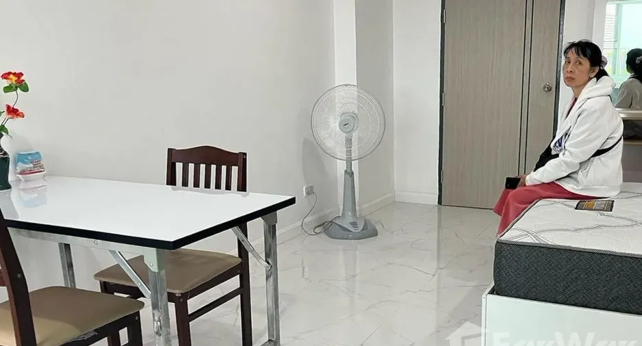 À louer studio condo à Mueang Chiang Mai, Chiang Mai