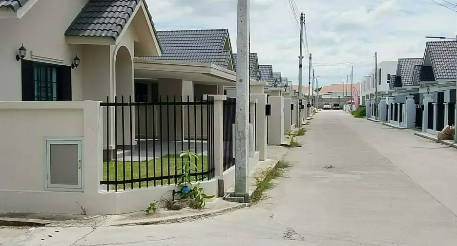 For rent 3 bedrooms house in Doi Saket, Chiang Mai
