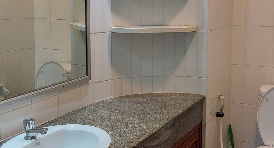 Condo en alquiler de 2 habitaciones en Mueang Chiang Mai, Chiang Mai