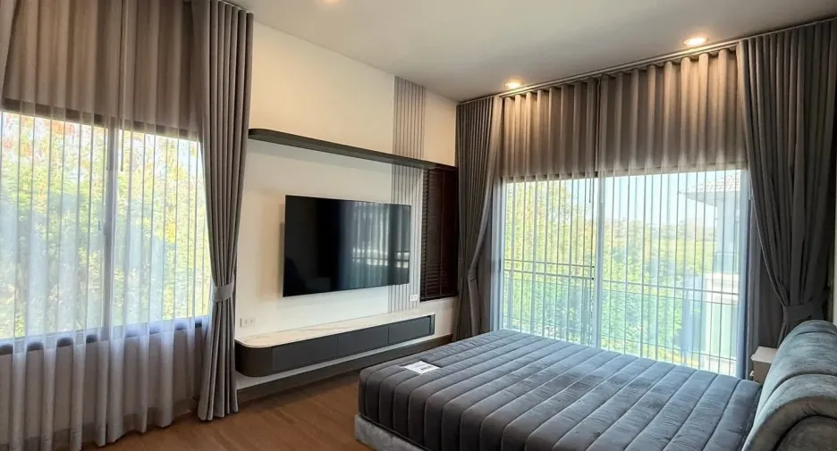 For rent 4 bedrooms house in Bang Phli, Samut Prakan
