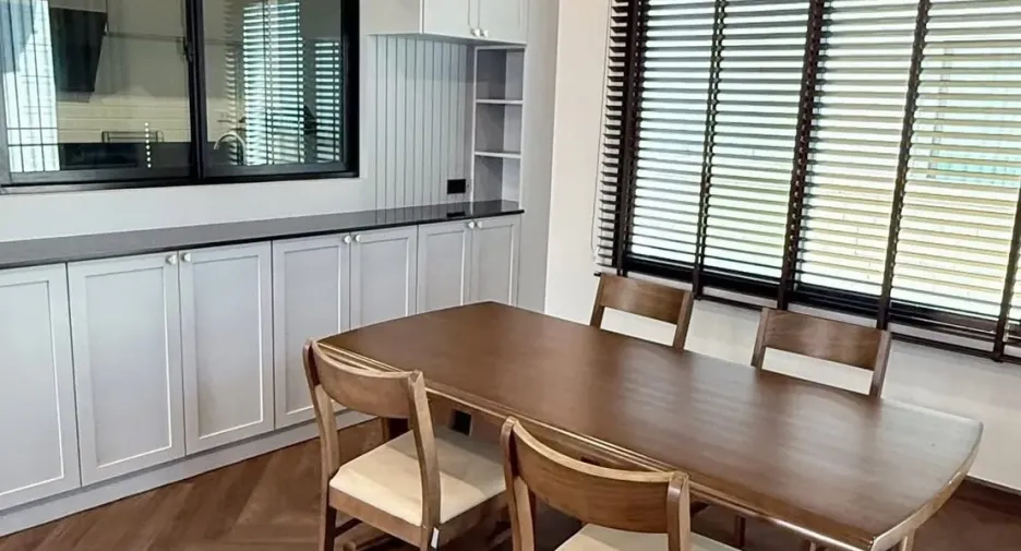For rent 4 bedrooms house in Bang Phli, Samut Prakan