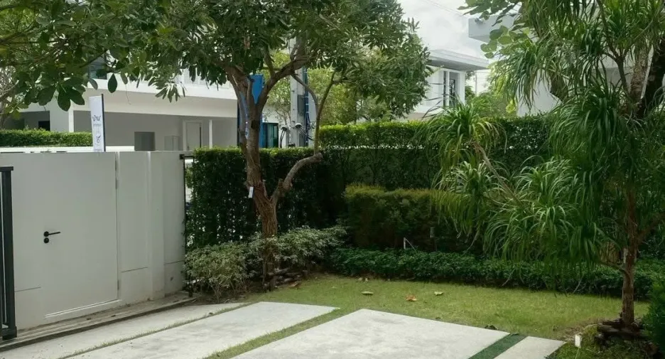 For rent 4 bedrooms house in Bang Phli, Samut Prakan