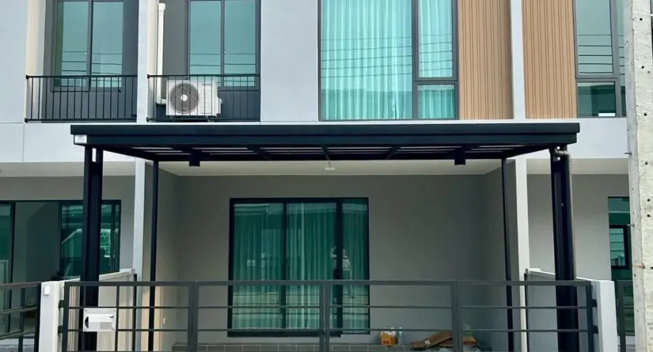 For rent 3 ベッドルーム townhouse in Bang Phli, Samut Prakan