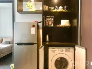 Condo en alquiler de 1 habitaciones en Khlong Toei, Bangkok