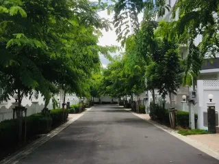 For rent 4 bedrooms house in Bang Na, Bangkok