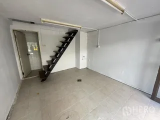 Gewerbefläche zur Miete in Watthana, Bangkok
