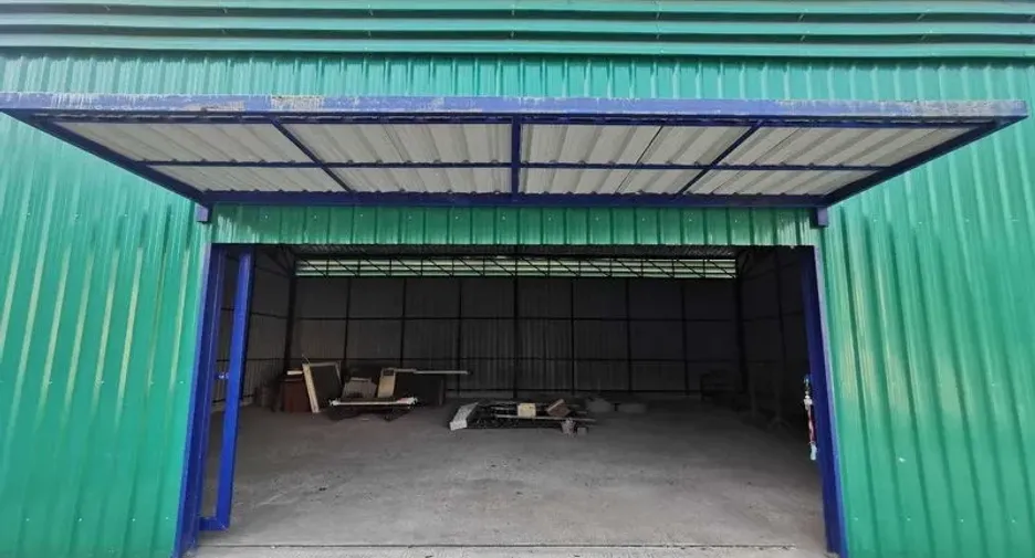 À louer entrepôt à Bang Na, Bangkok