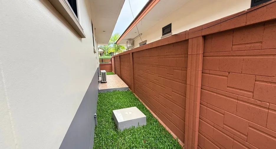 À vendre 3 chambres villa à Huay Yai, Pattaya