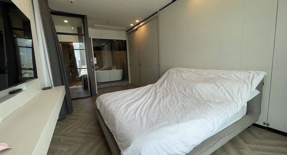 For rent and for sale 1 bed condo in Sathon, Bangkok