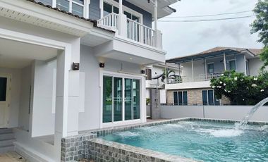 For rent and for sale 4 bedrooms house in Lat Krabang, Bangkok