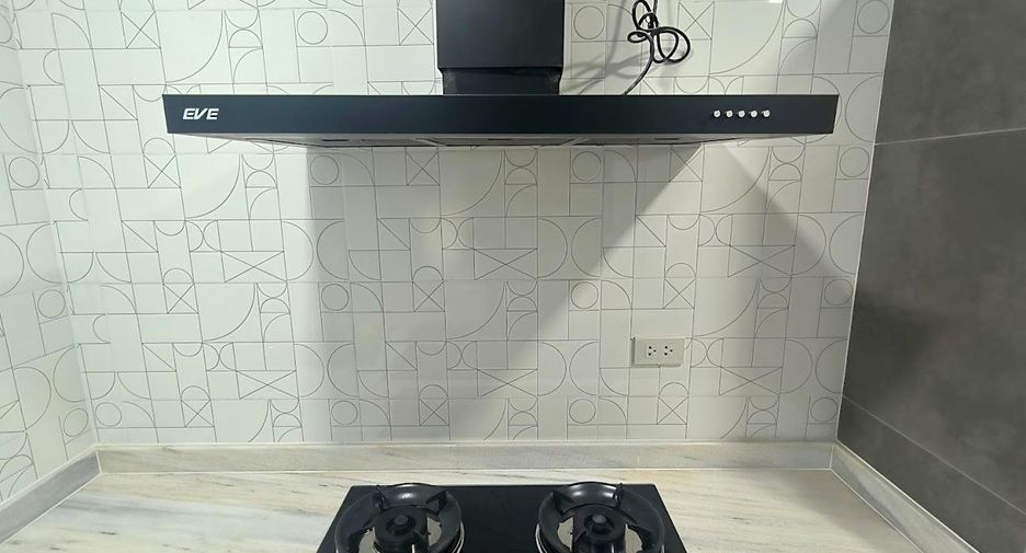 For rent and for sale 4 bedrooms house in Lat Krabang, Bangkok