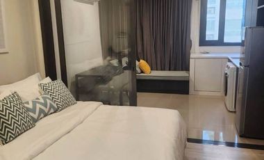 À vendre 1 chambre condo à Huai Khwang, Bangkok