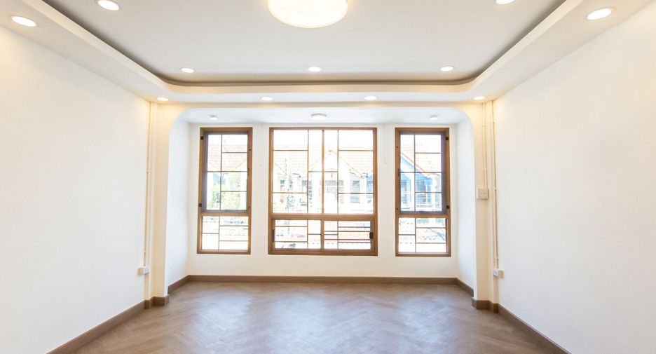 For sale 2 bedrooms house in Bueng Kum, Bangkok