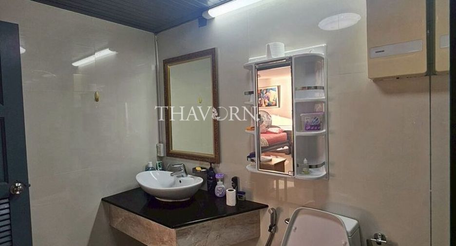 For sale 3 bedrooms condo in North Pattaya, Pattaya