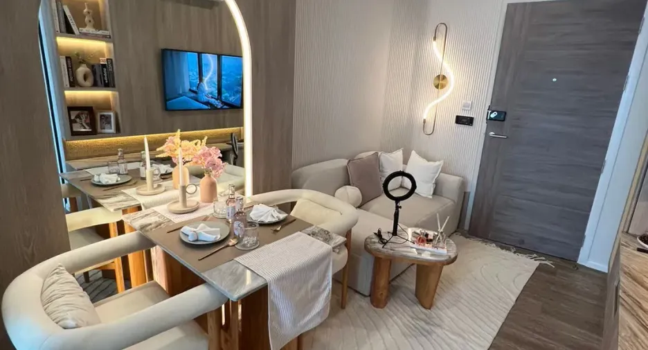 For sale 1 bed condo in Khlong Toei, Bangkok