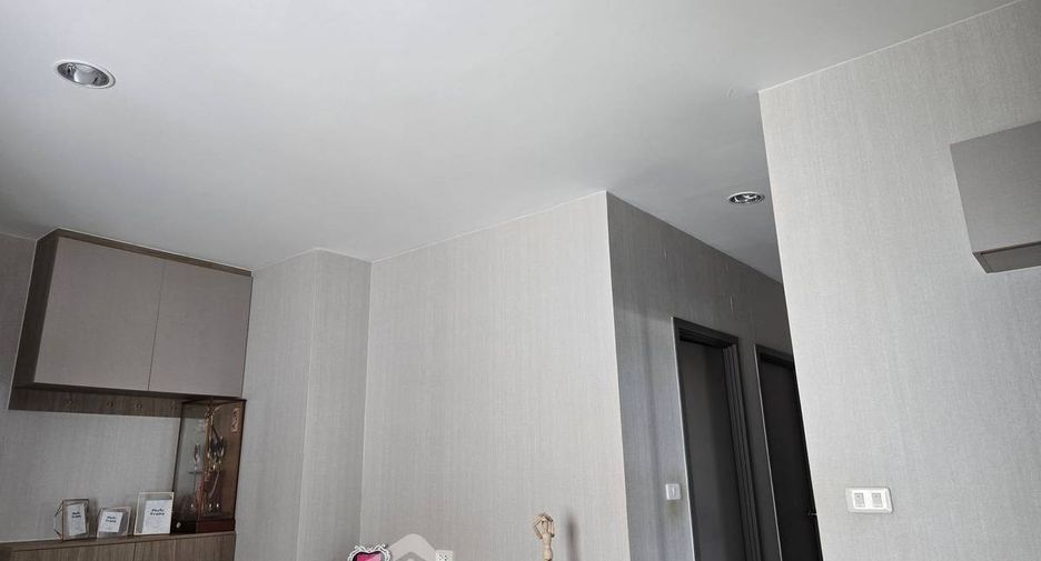 For rent 2 bedrooms condo in Bangkok Yai, Bangkok