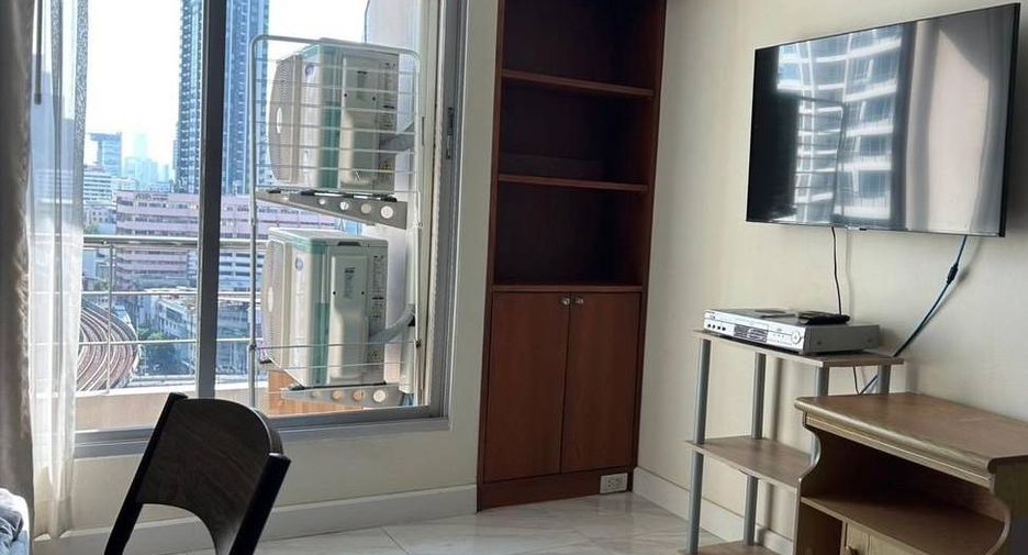 For rent 2 bedrooms condo in Ratchathewi, Bangkok
