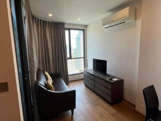 For rent and for sale 1 bed condo in Pathum Wan, Bangkok