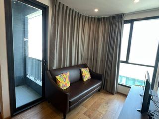 For rent and for sale 1 bed condo in Pathum Wan, Bangkok