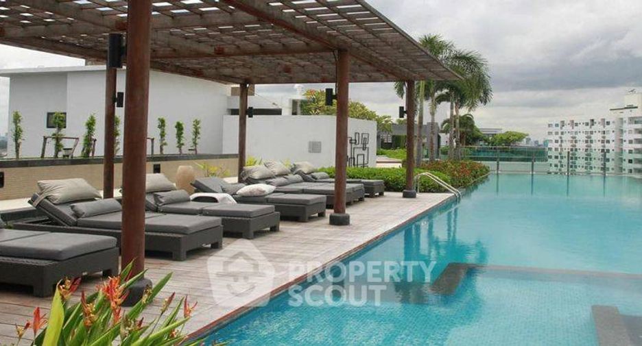 For rent and for sale 1 bed condo in Bang Na, Bangkok
