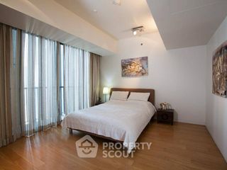 For rent and for sale 4 bedrooms condo in Sathon, Bangkok